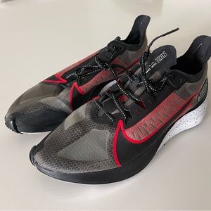 SOLD Nike Zoom Gravity Running Shoes.Size 10.5US. Black. Red. Like New